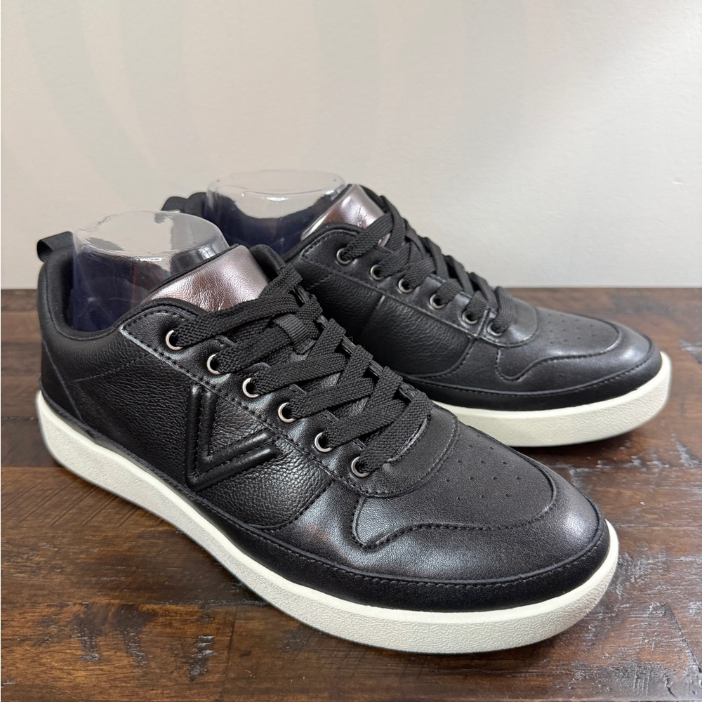 Vionic Women's Elise Sneaker in Black NEW Size 9.5